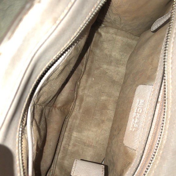 Michael Kors Satchel in Lilac Silver - Picture 4 of 5